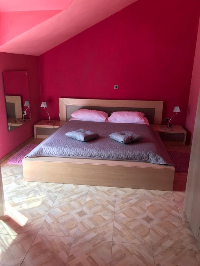 Apartment Renata *