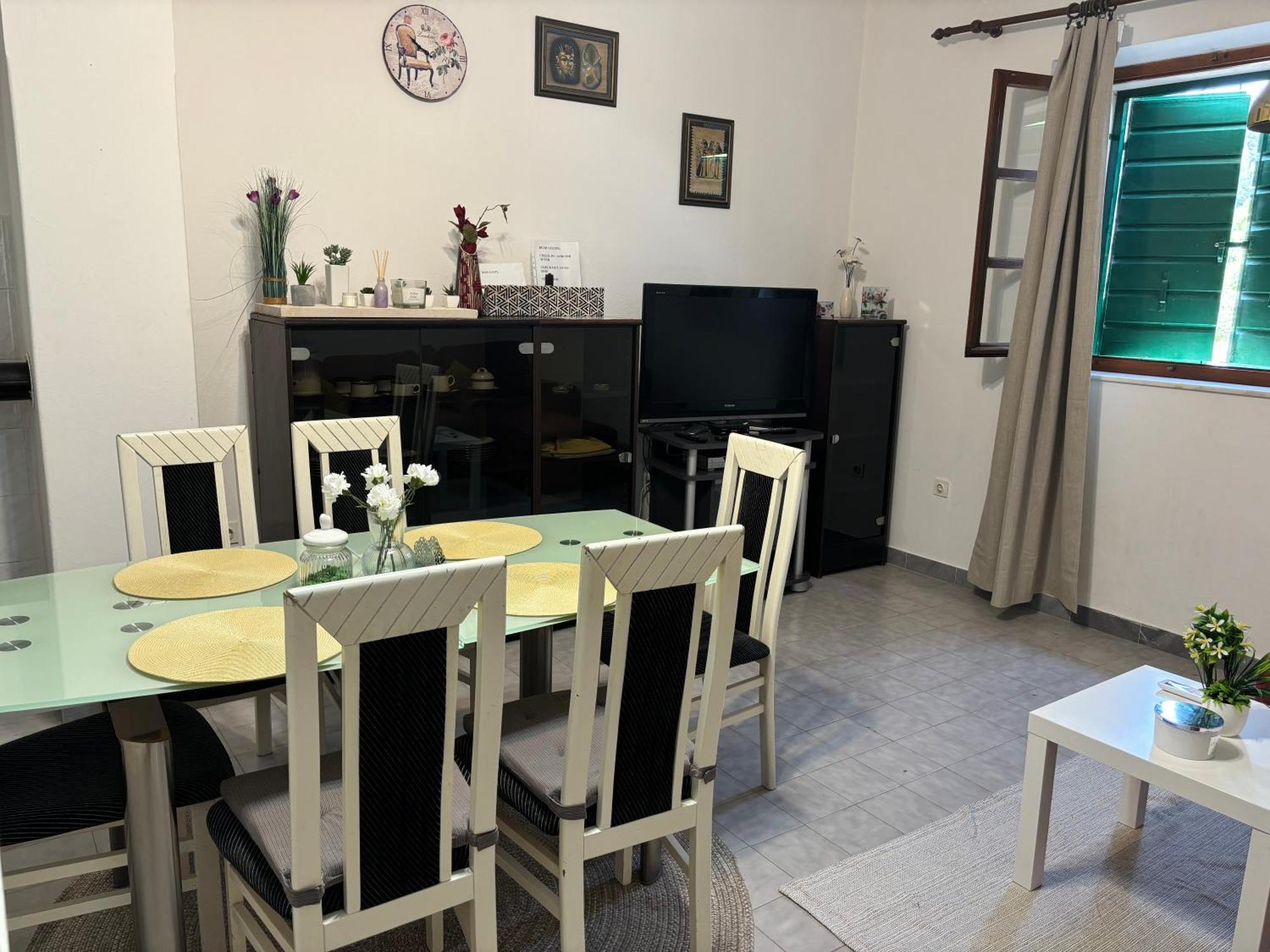Apartment Renata *