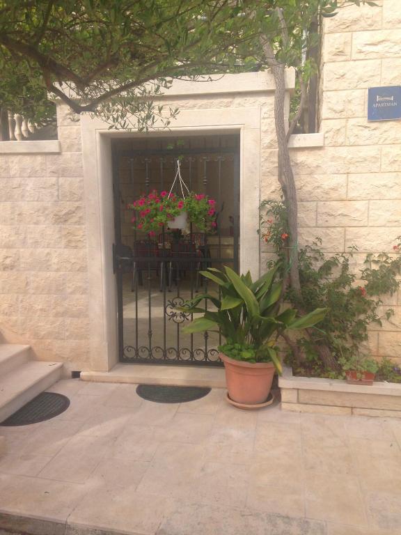 Renata Appartement *